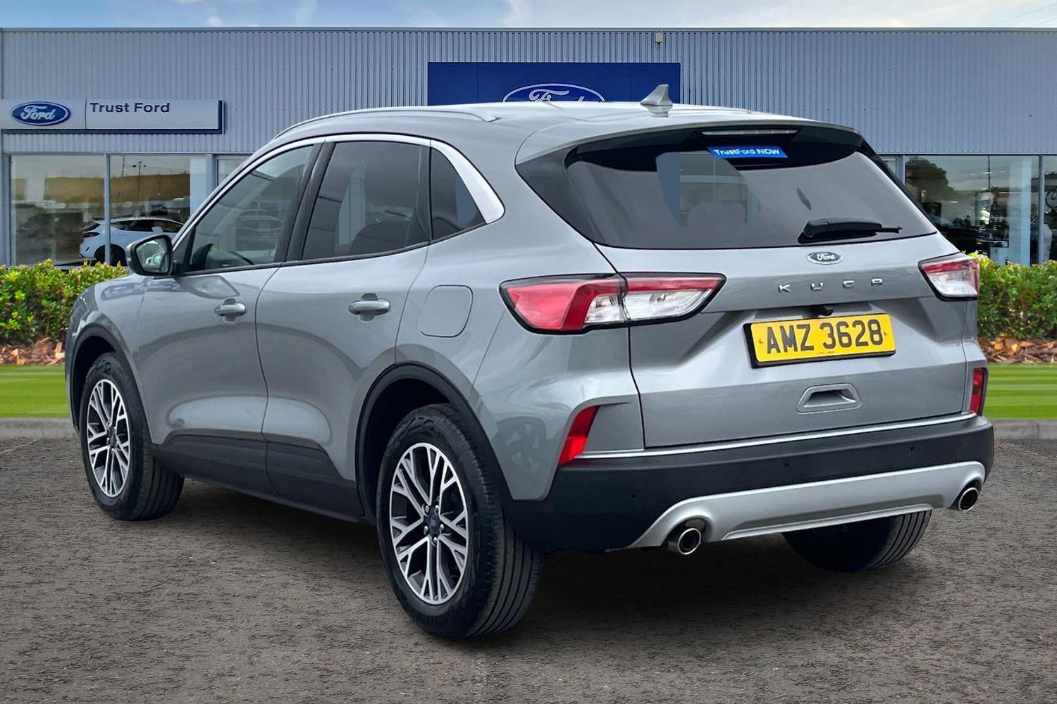 Ford KUGA Photo 1