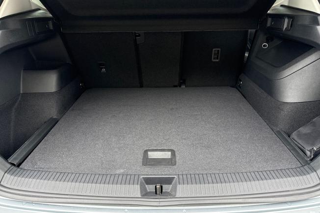 VOLKSWAGEN Tiguan Photo 12