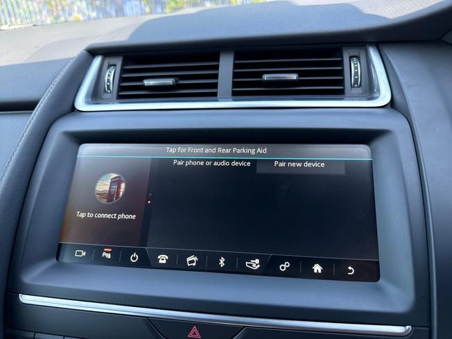 JAGUAR E-Pace Photo 34