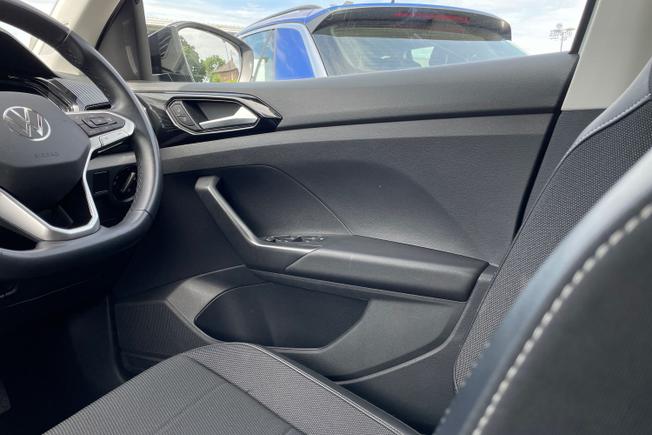 VOLKSWAGEN T-Cross Photo 37