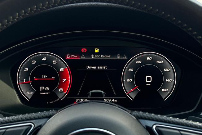 Audi A4 Photo 15