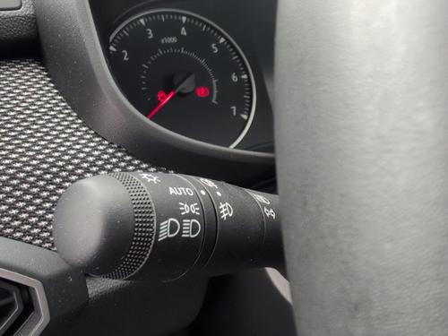 Dacia Sandero Photo autoimg-8d5ee60bc0f79728f4ffdbe4d3b1f7dde4cd4ed3.jpg
