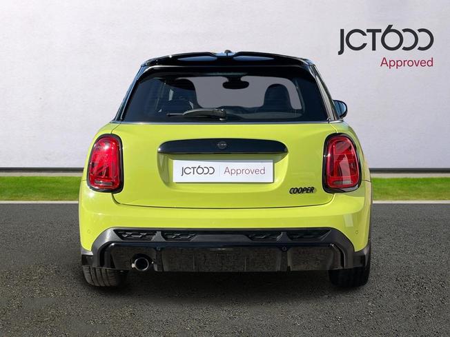 MINI Hatch Photo 7