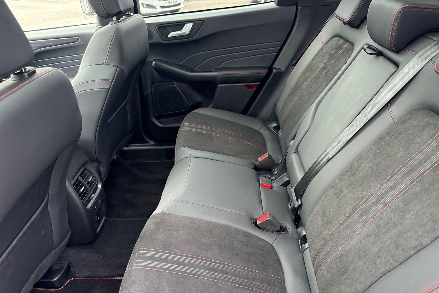 Ford KUGA Photo 19