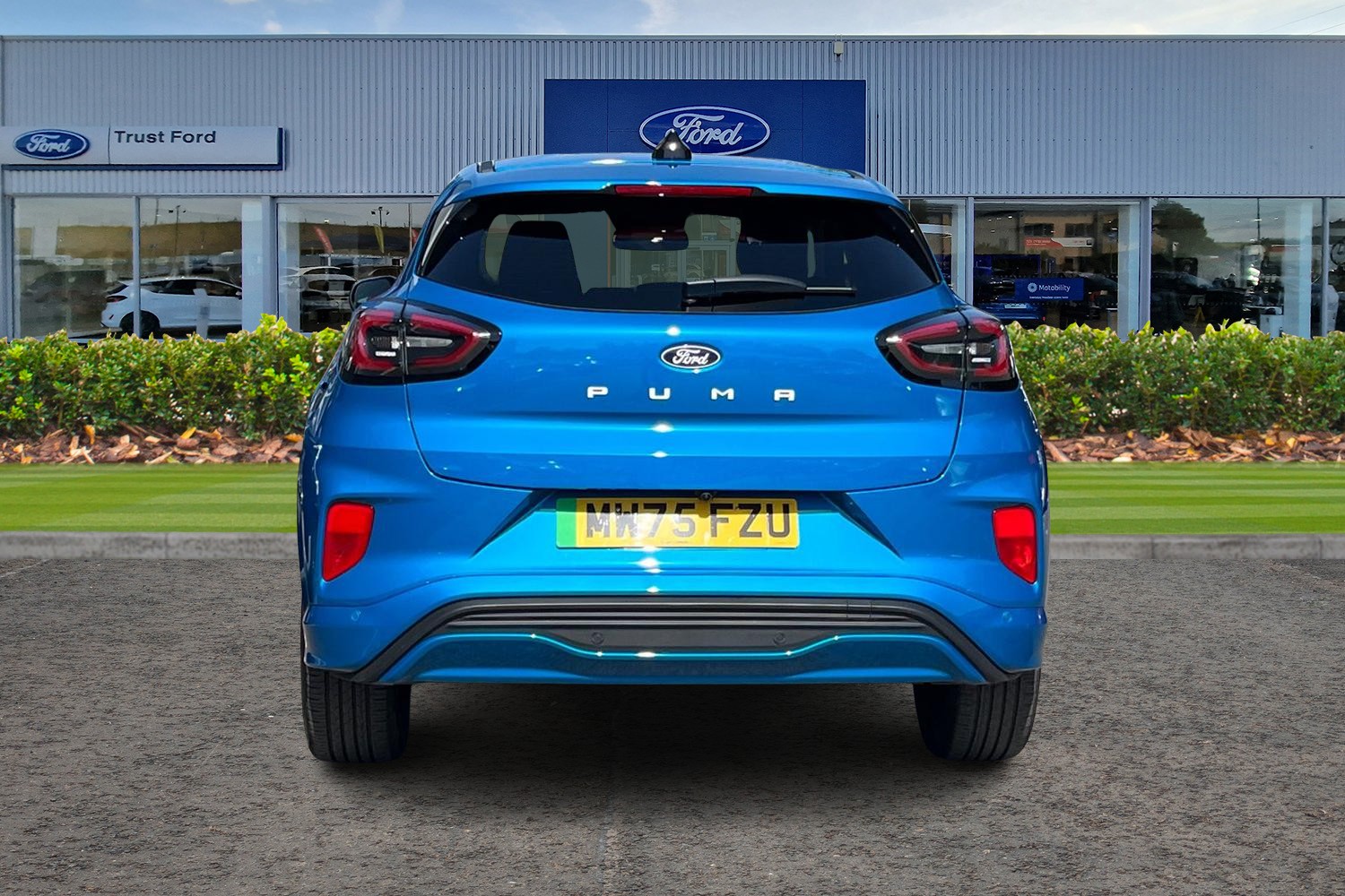 Ford PUMA GEN-E Photo 6