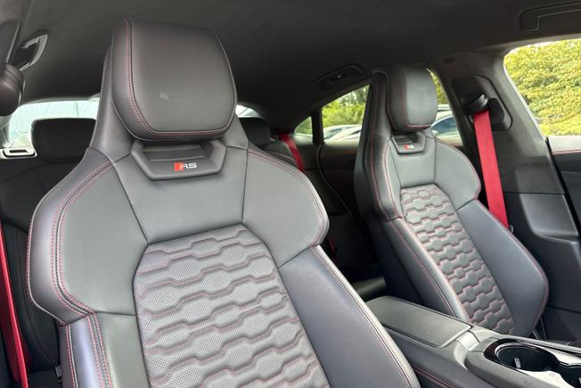 AUDI Rs E-Tron Gt Photo 34