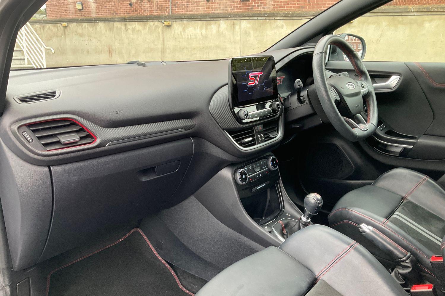 Ford PUMA Photo 17