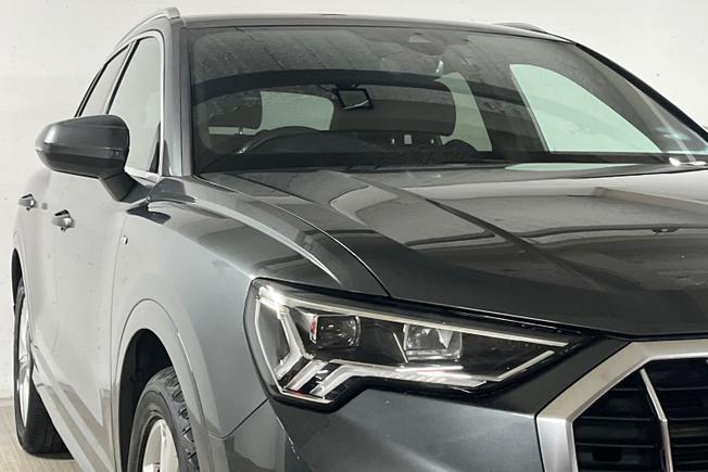AUDI Q3 Photo 38