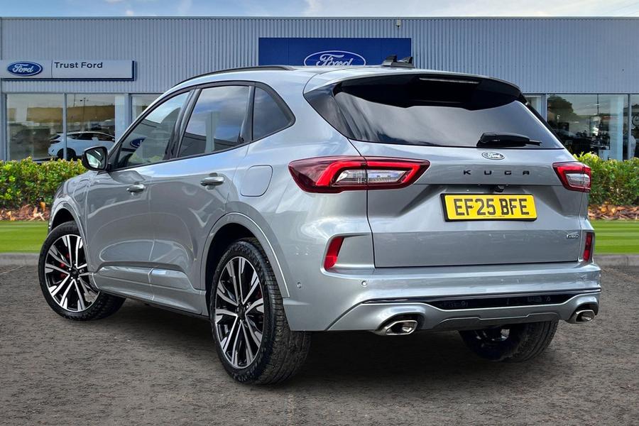 Ford KUGA Photo autoimg-8d748413f6334cc231bad42da35558561a12ae9d.jpg