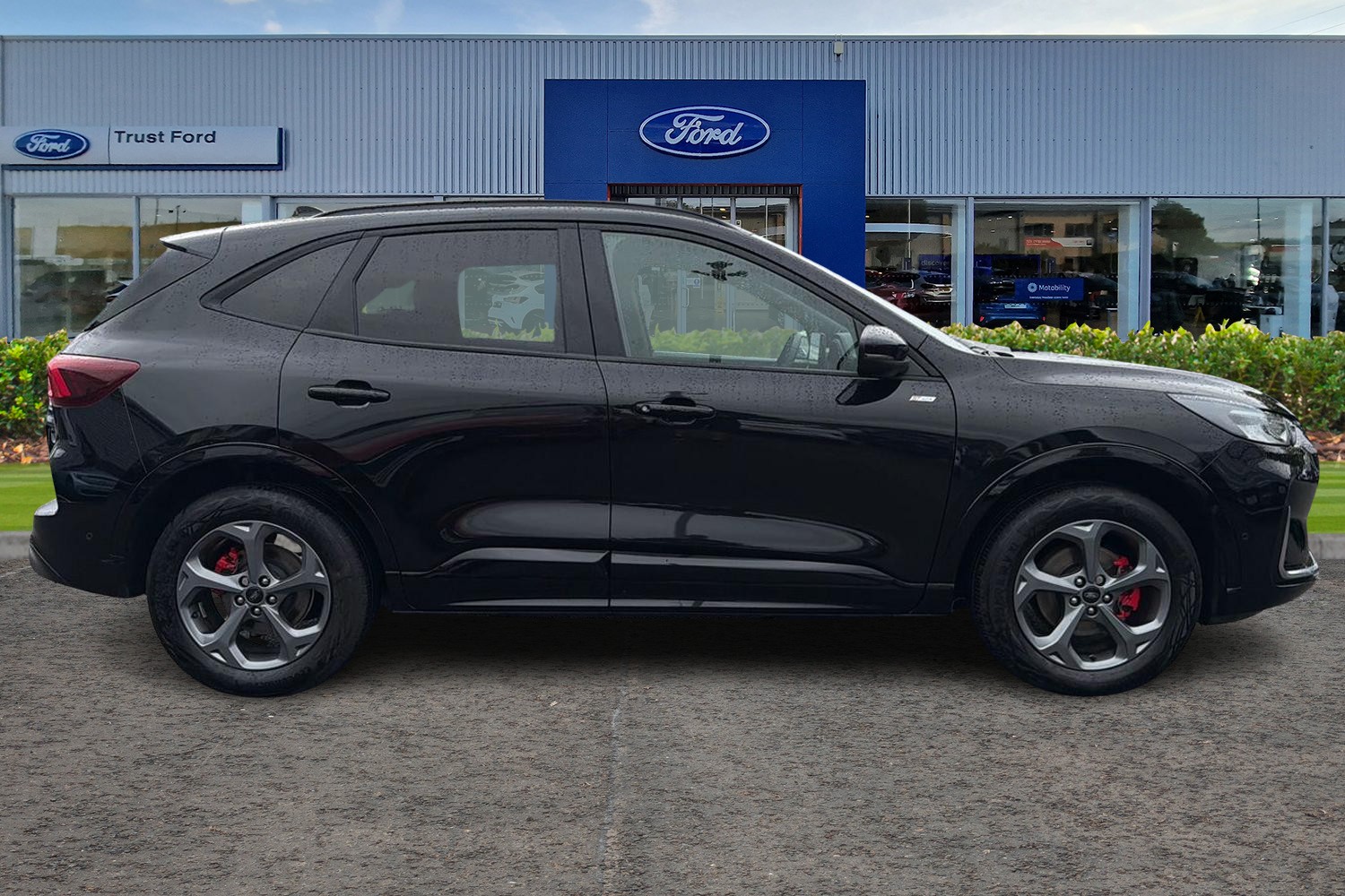 Ford KUGA Photo 2
