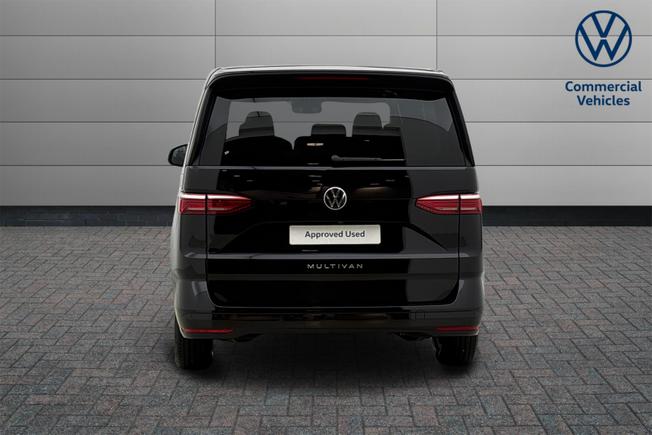 VOLKSWAGEN Multivan Photo 7
