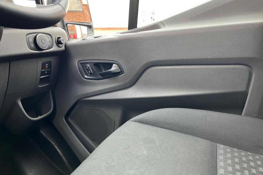 Used Ford Transit MF25ZRE 30