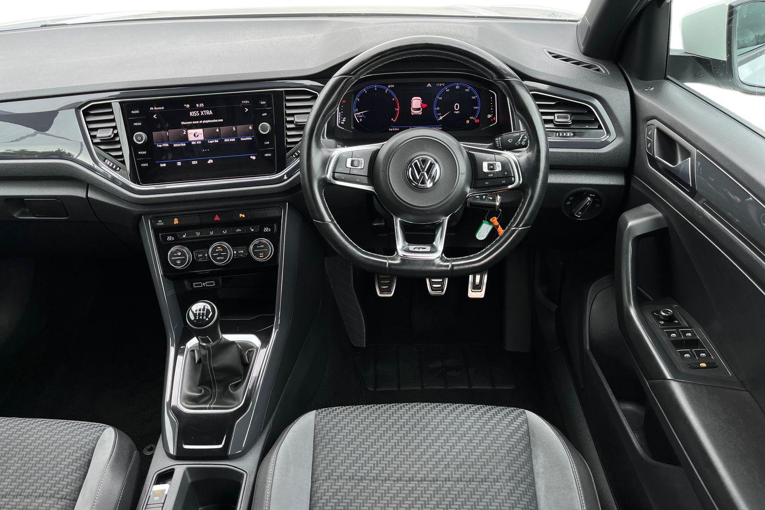 Volkswagen T-Roc Photo 10
