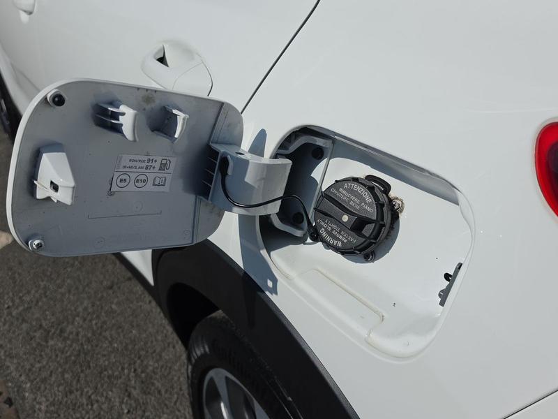 Used Kia Stonic NV21WRN 31