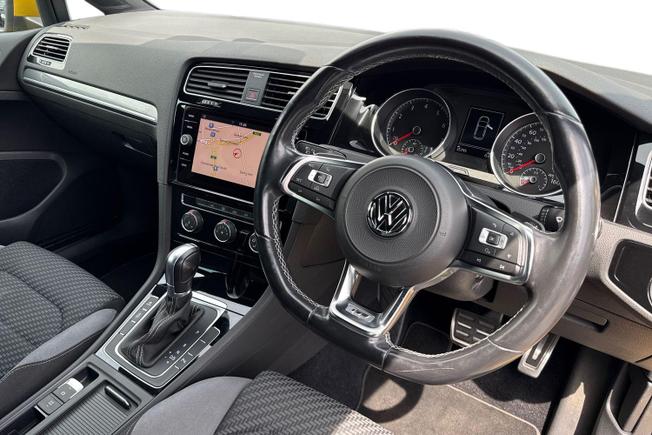 Volkswagen Golf Photo 6