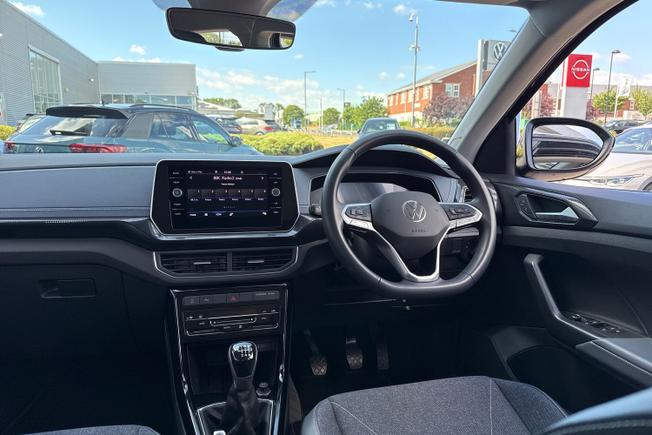 VOLKSWAGEN T-Cross Photo 39