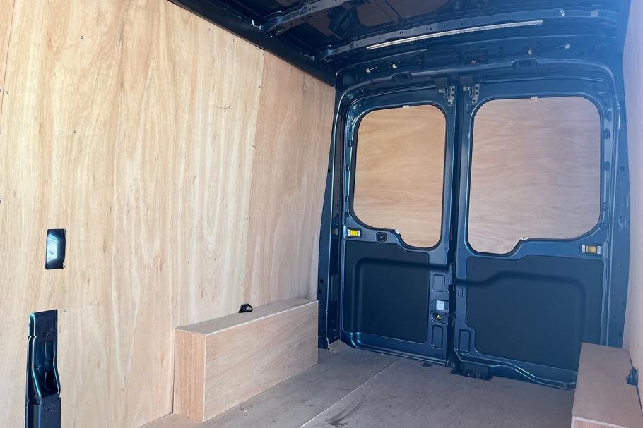 Used FORD TRANSIT WP75PNU 4