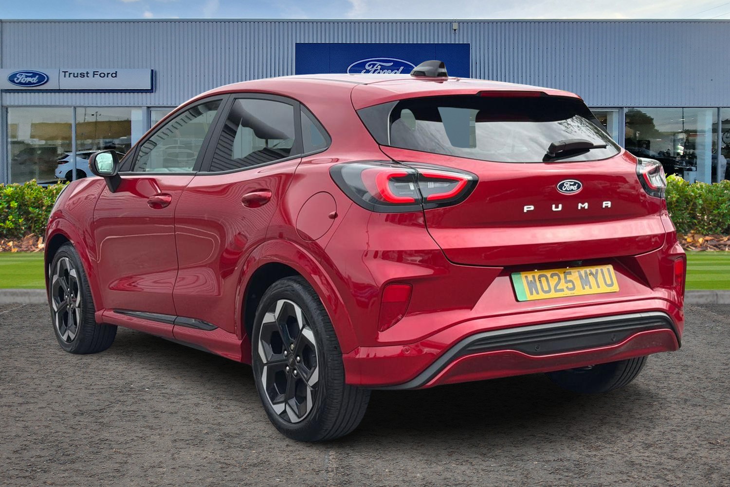 Ford Puma Gen-E Photo 1