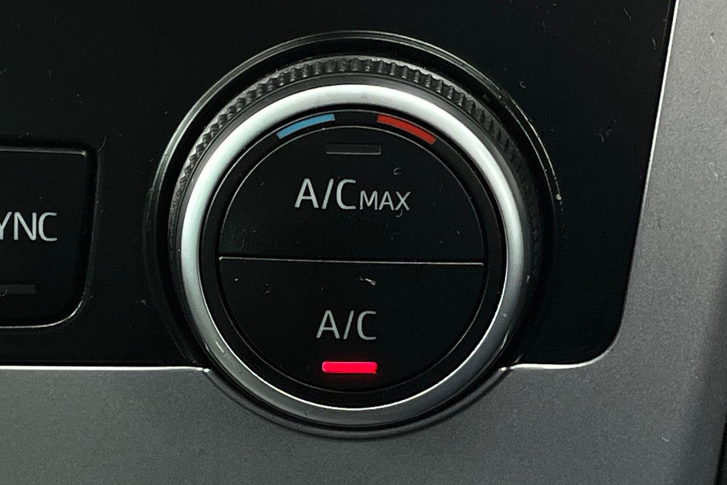 SEAT ATECA Photo 39