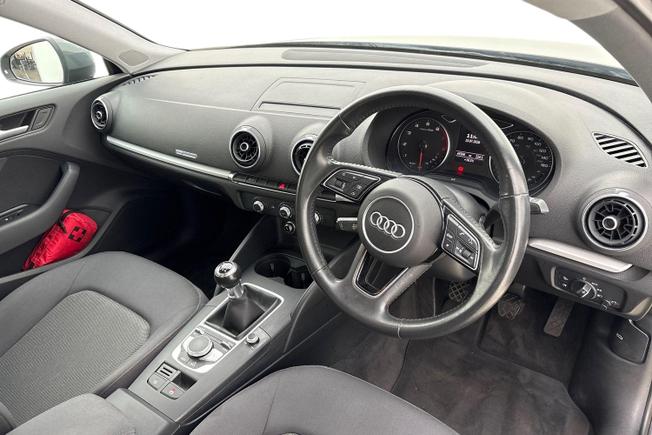 AUDI A3 Photo 6