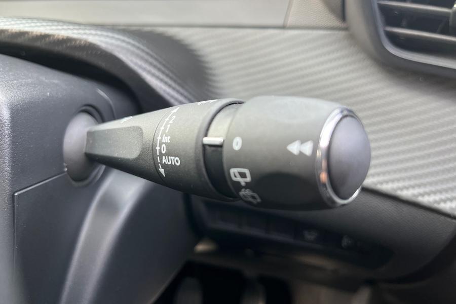 Peugeot 2008 Photo autoimg-8d88c48cea2c3e44bade4c75a4818a82533aaa95.jpg