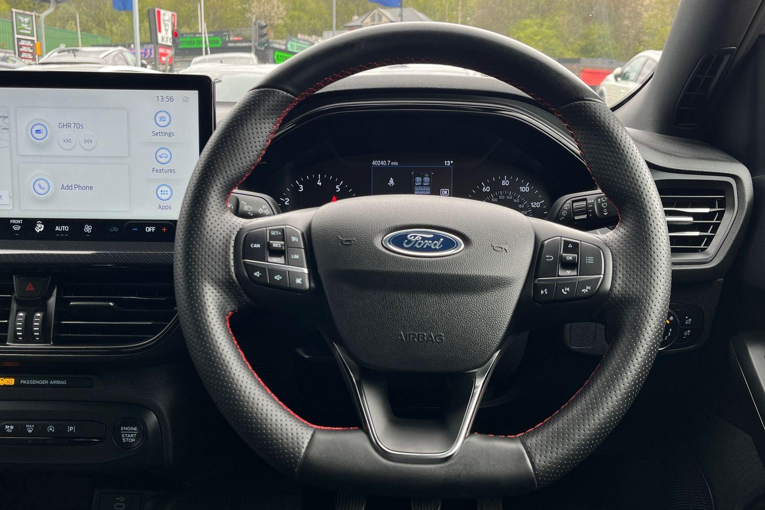 Ford Focus Photo 11