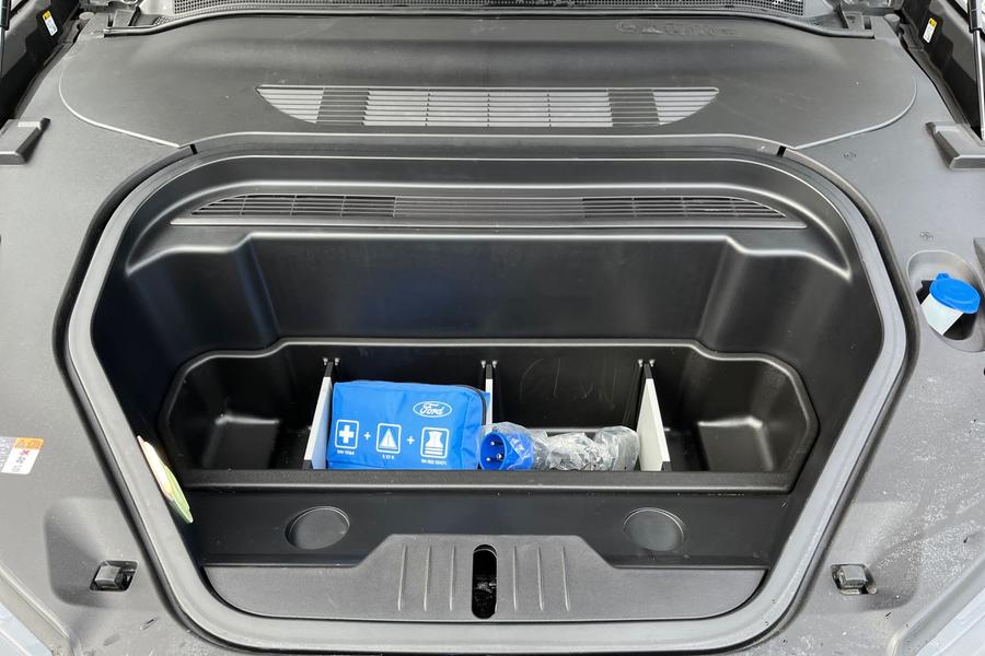 Ford MUSTANG MACH-E Photo autoimg-8d8ec4d17eda1b08230c6cad3e431b8c55d84499.jpg