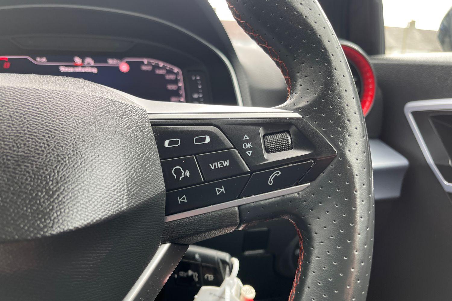 SEAT ARONA Photo 24