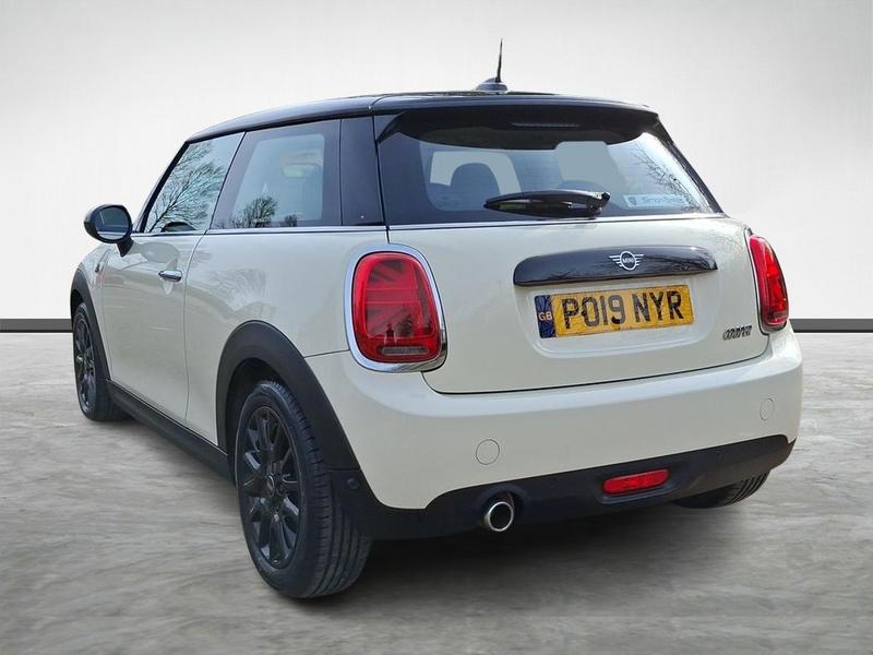 Used MINI Hatch PO19NYR 6