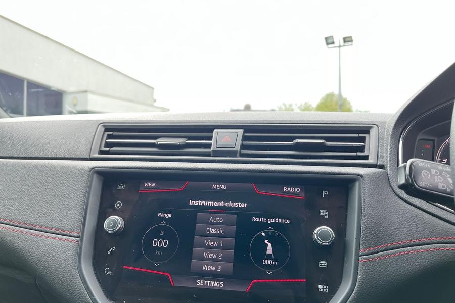 SEAT ARONA Photo autoimg-8d96b88920a055d8d9760672fc6fcfd04ec29e22.jpg
