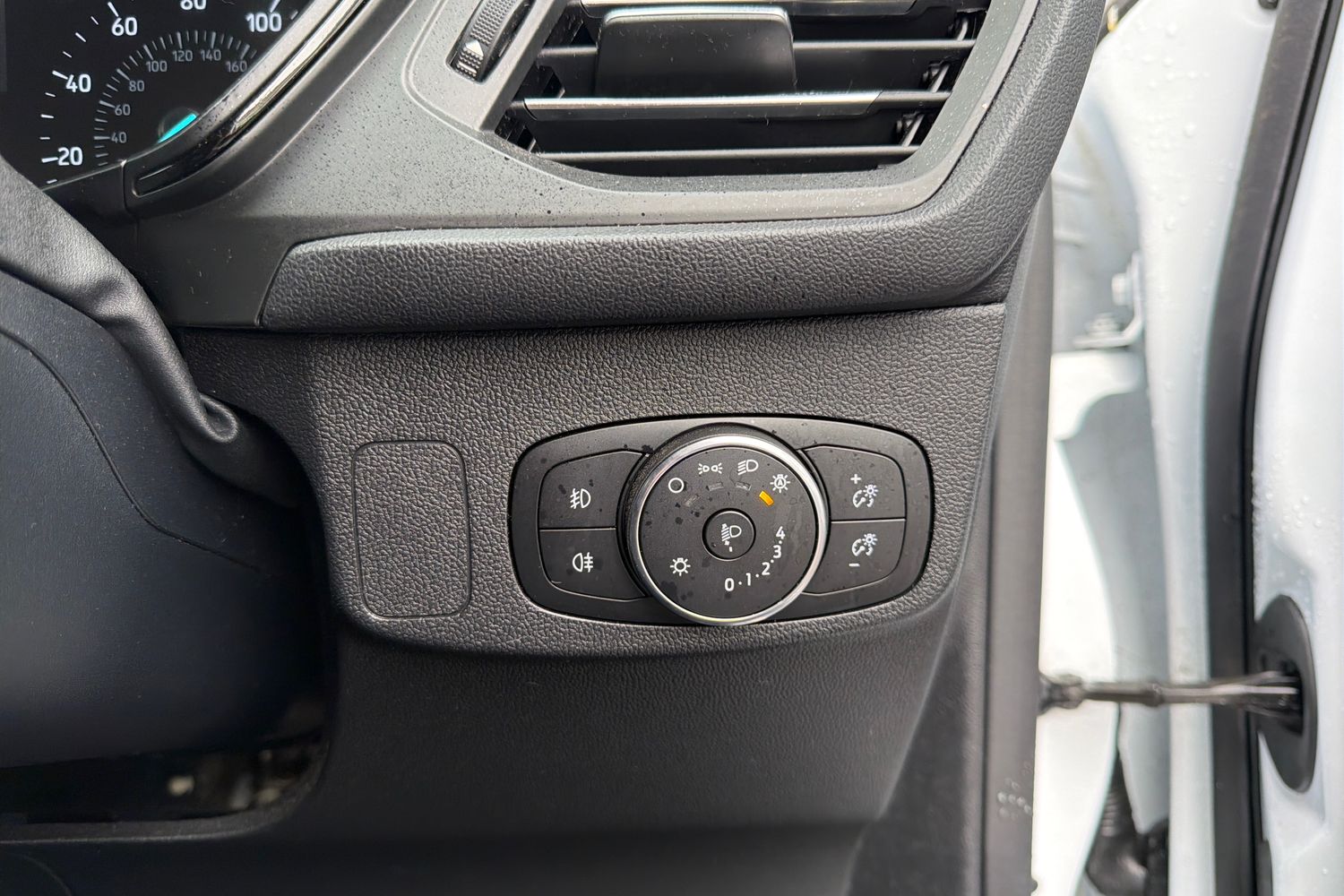 Ford Focus Photo 24