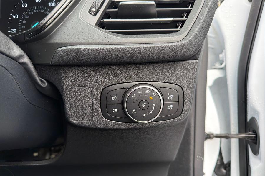 Ford Focus Photo autoimg-8d98421fb01b443a9556dfd811676cd905644f99.jpg
