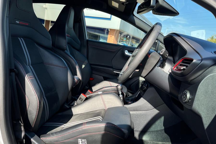 Ford Puma Photo autoimg-8d991aaed0c1b3d7645733aa8b12201ed238deb1.jpg