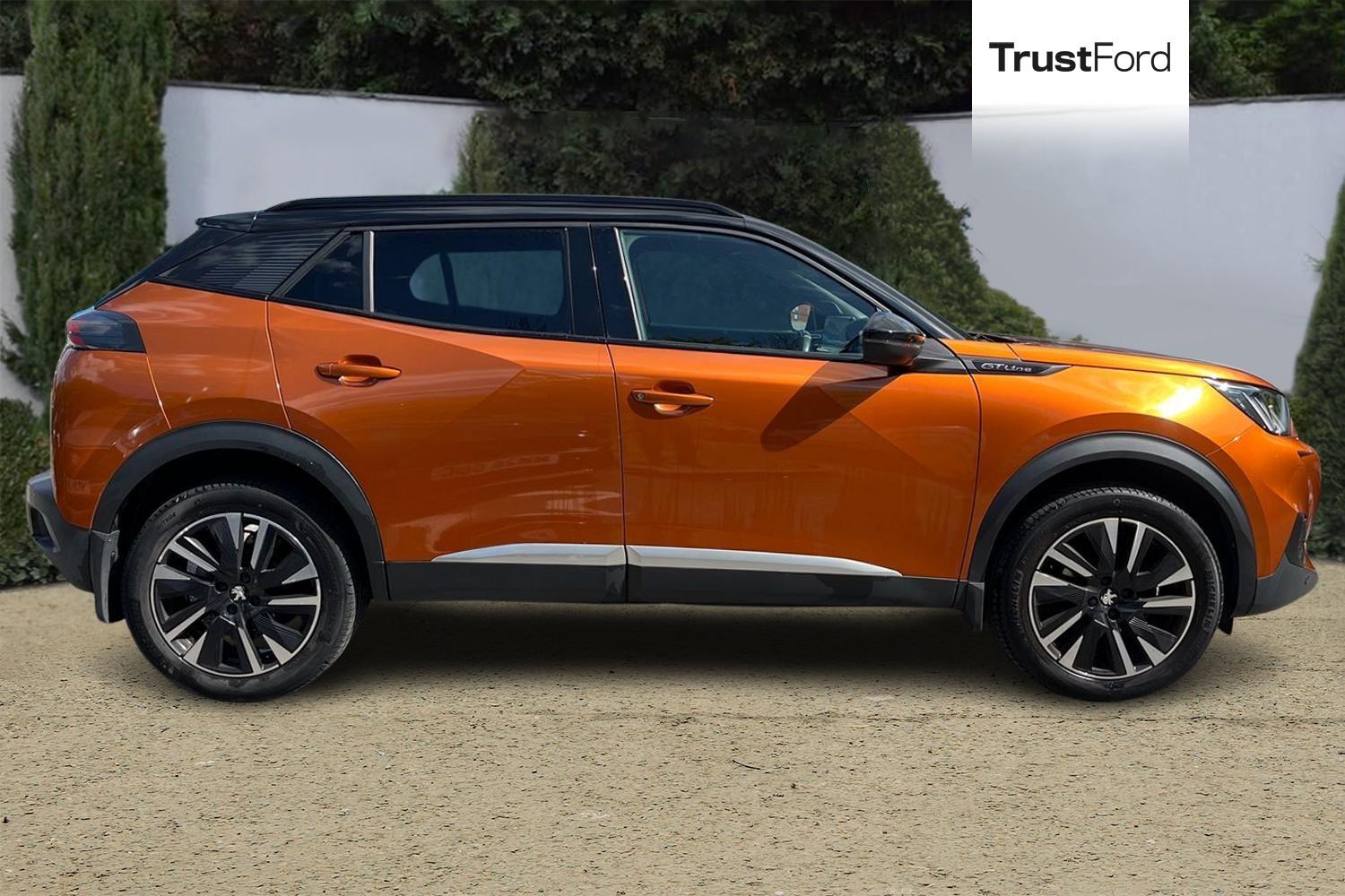 Peugeot 2008 Photo 2