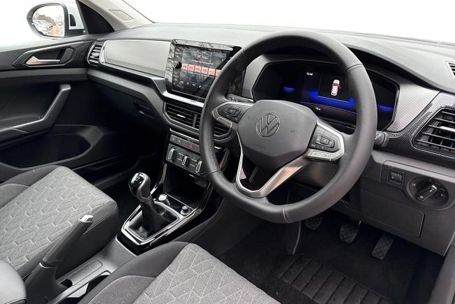VOLKSWAGEN T-Cross Photo 6