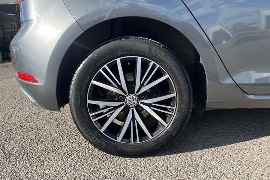 Volkswagen Golf Photo autoimg-8da1e84f837845936cfe534c3bef08b6e62d3066.jpg