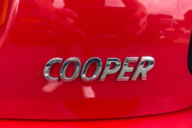 MINI Hatch Photo 32