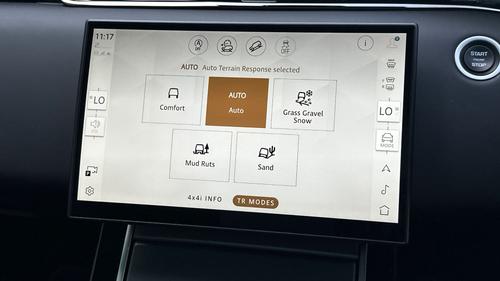 Land Rover Range Rover Evoque Photo autoimg-8da61b97a5da2f5120001a2432b8f95fe63c6095.jpg