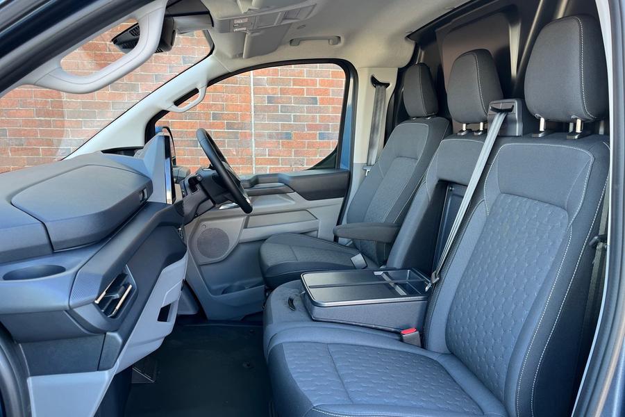 Ford TRANSIT CUSTOM Photo autoimg-8da8264545fe44a20eca23f03022086c0293fbbe.jpg