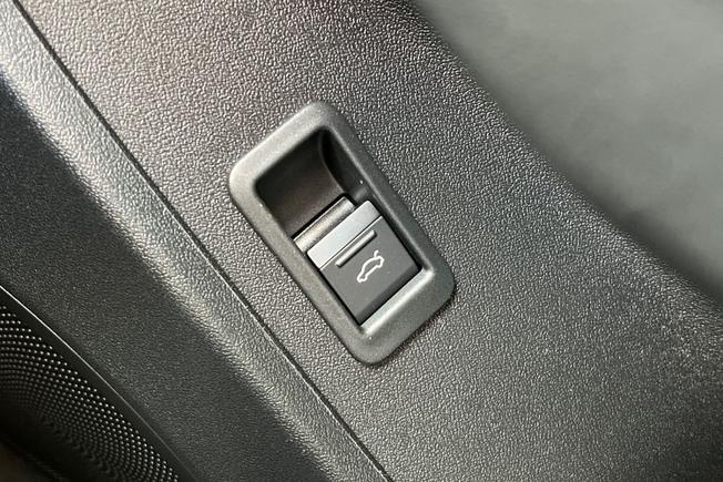 AUDI Q3 Photo 40
