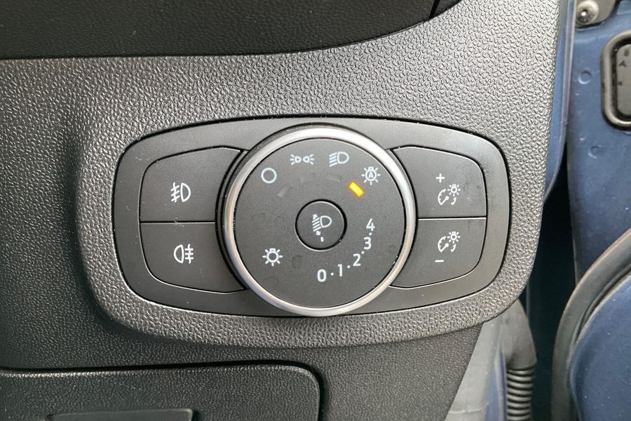 Ford FIESTA Photo autoimg-8db31d35462eac9d2ea532810c5fb3db064cde11.jpg