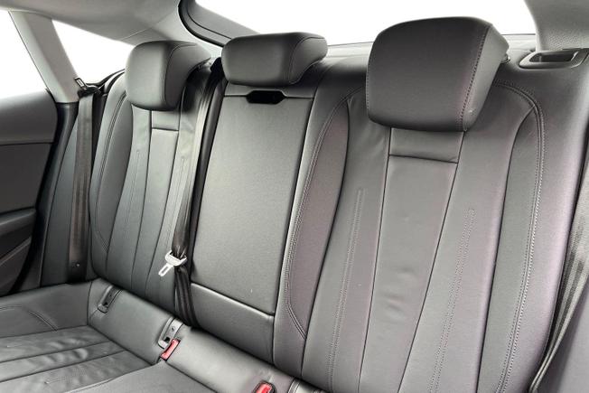 AUDI A5 Photo 9