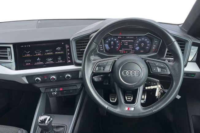Audi A1 Photo 11