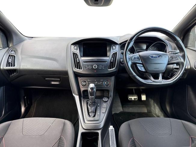 FORD Focus Photo 10