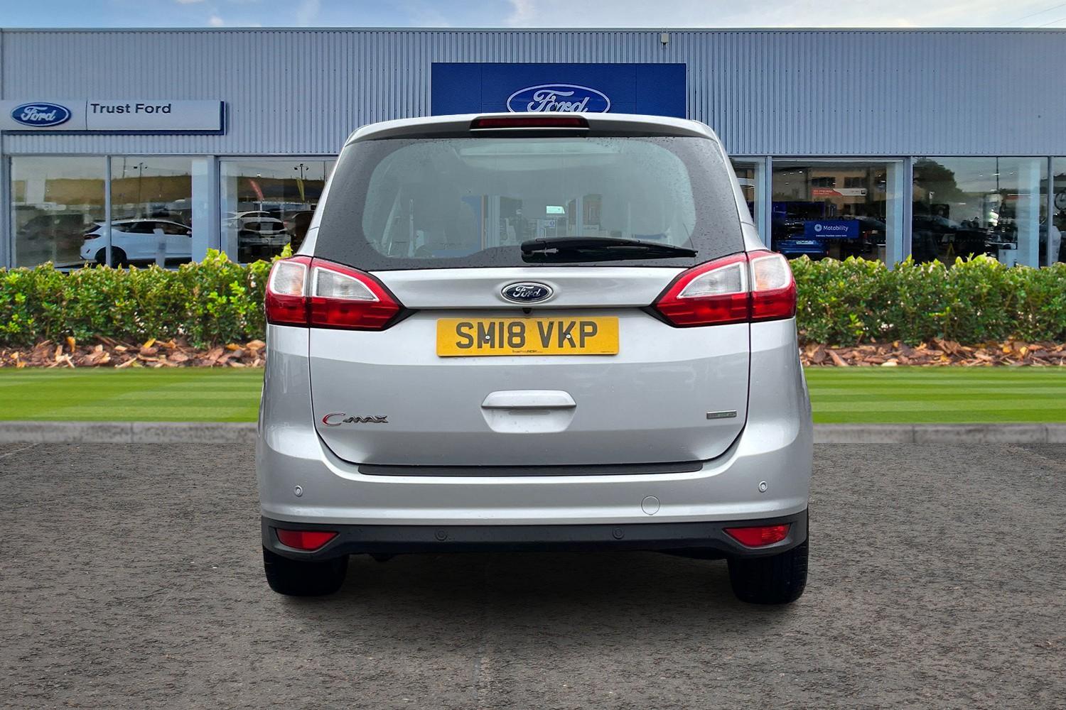 Ford GRAND C-MAX Photo 6