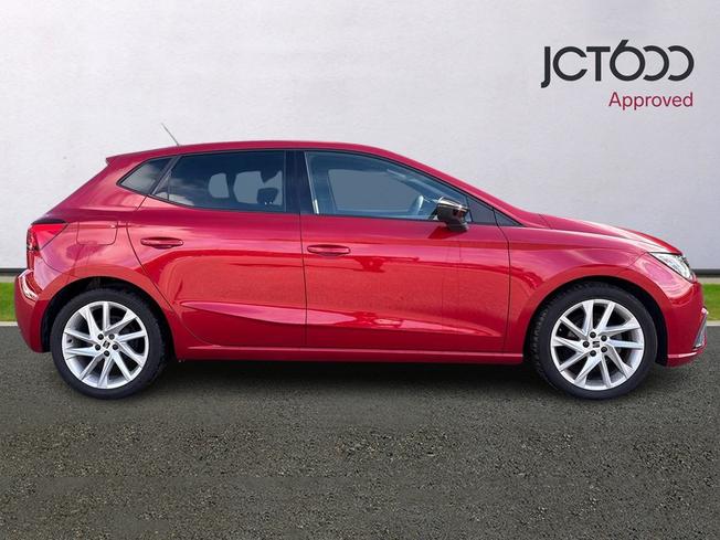 SEAT Ibiza Photo 4