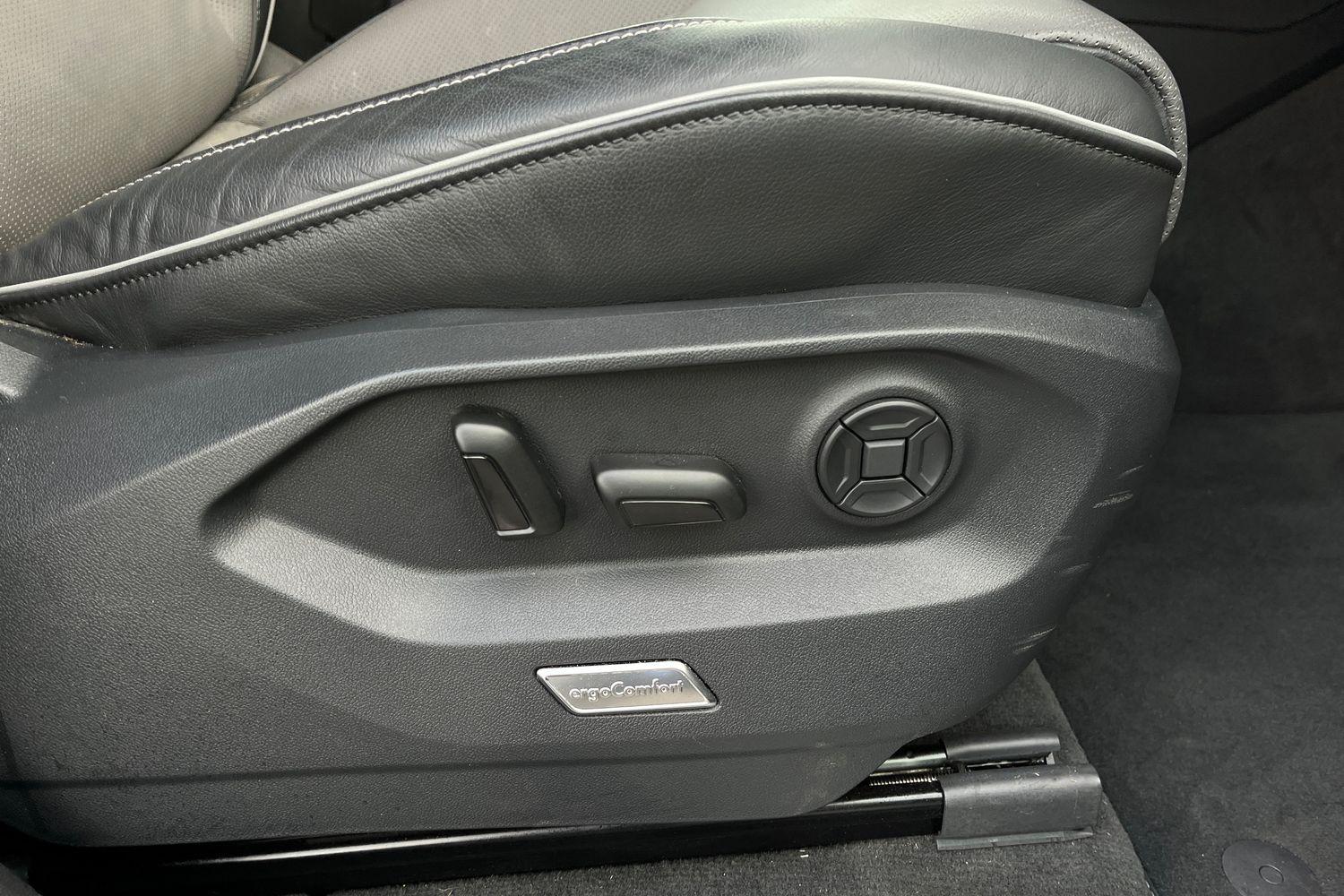 Volkswagen TOUAREG Photo 25