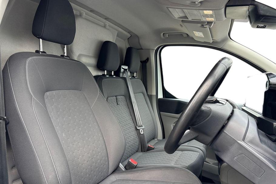 Used Ford TRANSIT CUSTOM DS24ZYO 11