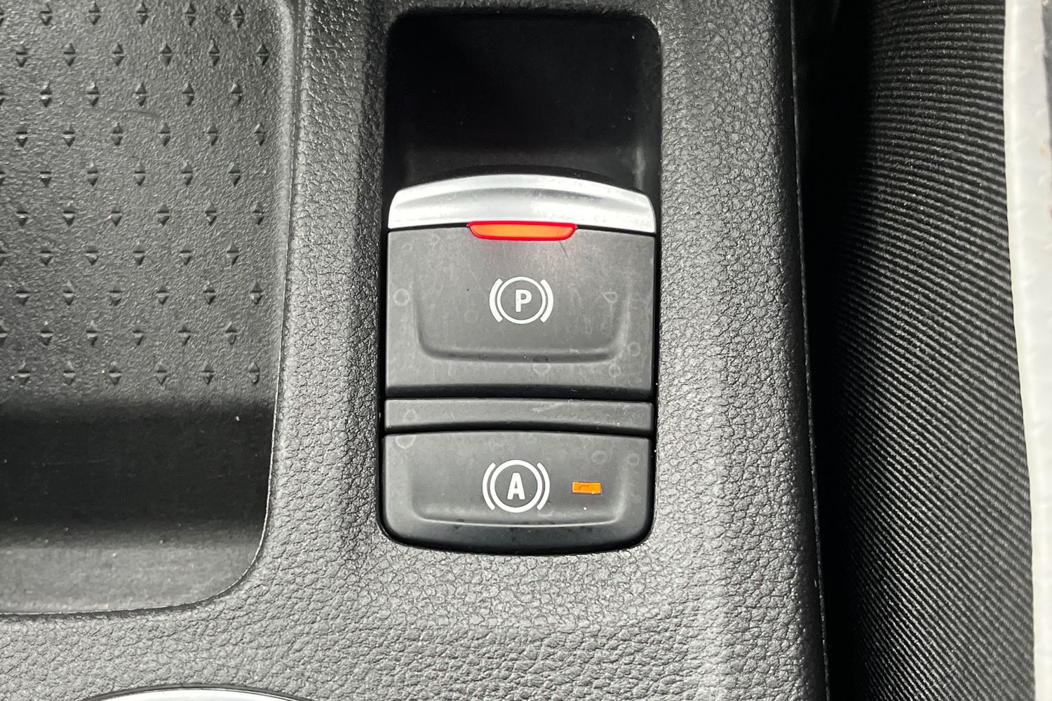 Renault CAPTUR Photo 32