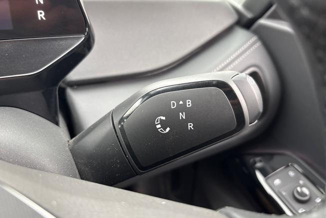 VOLKSWAGEN ID.3 Photo 30